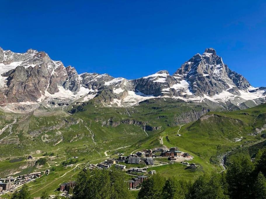 Skyline Cervinia + Apartment Breuil-Cervinia Luaran gambar